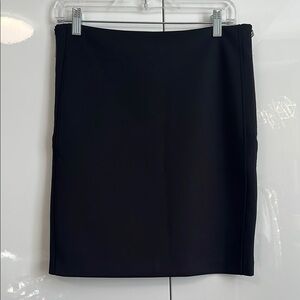 DYNAMITE Black Mini Skirt Side Zippers Stretch, Size M
